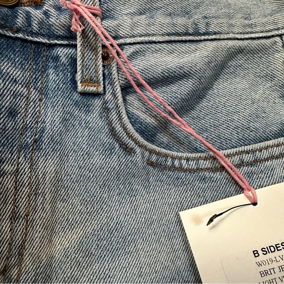 B Sides jeans - 24 - NWT -Brit Jeans light vintage wash demin - Picture 16 of 16